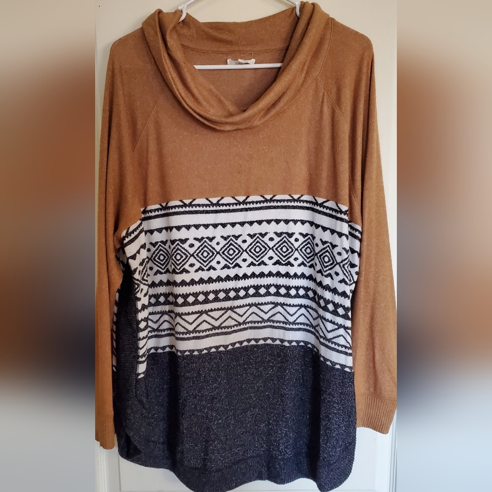 Aztec lightweight sweater shirt